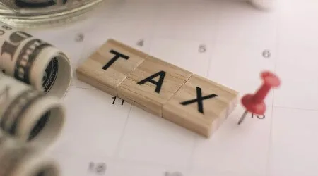 Calendar showing date for tax payment