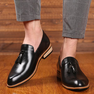 Top sites to buy men's shoes 2023 | Finder Canada