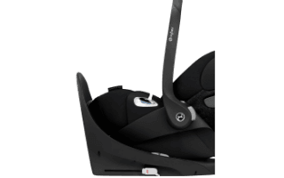 A fourth view of the Cybex Cloud Z i-Size Car Seat
